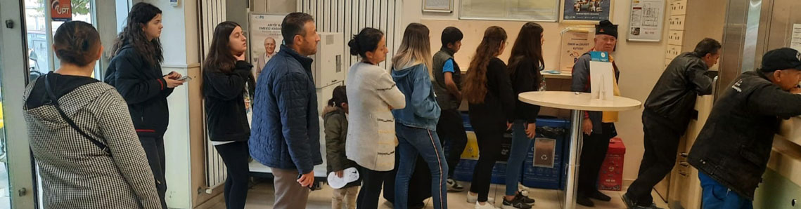 Personel işi bırakınca kargo kuyruğu oluştu