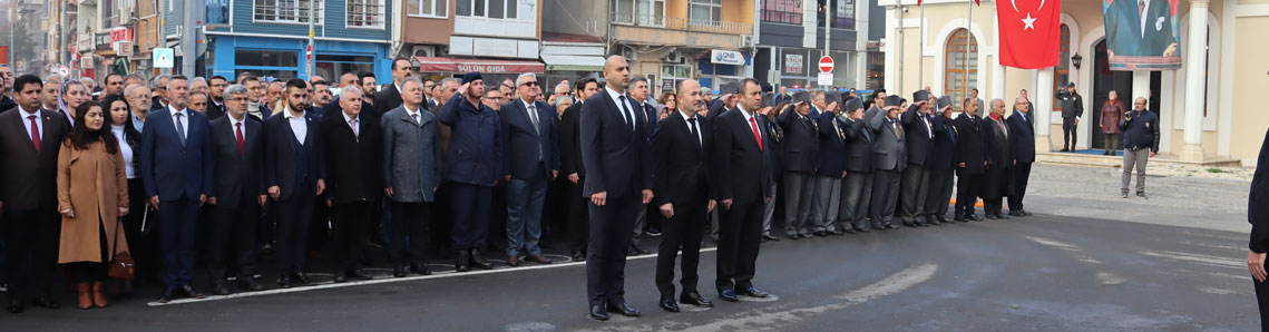 Saygı, minnet ve özlemle anıldı