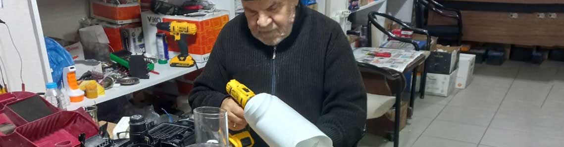 Mesleğine aşık tamirci: Muammer BAYKUT