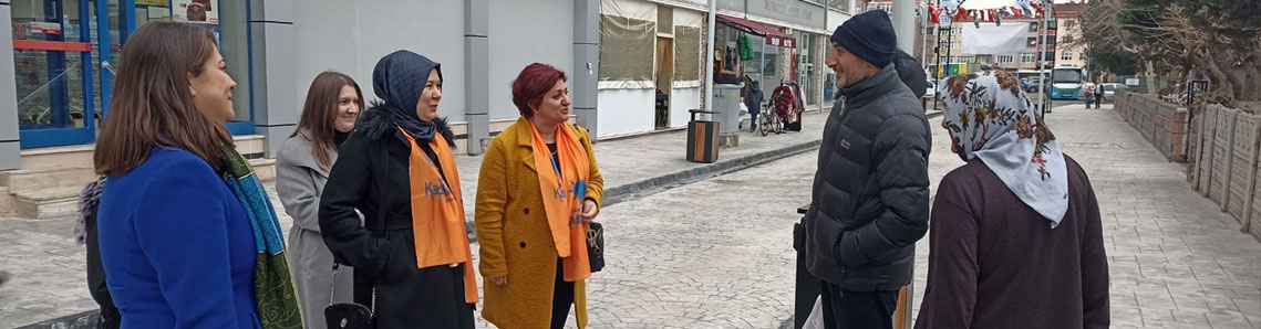 AK Kadınların Başkanı temaslarda
