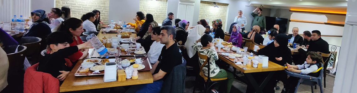 Depremzedelere iftar verildi