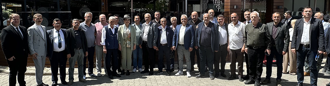 Başkan Yüceer, muhtarlar ve basın ile buluştu