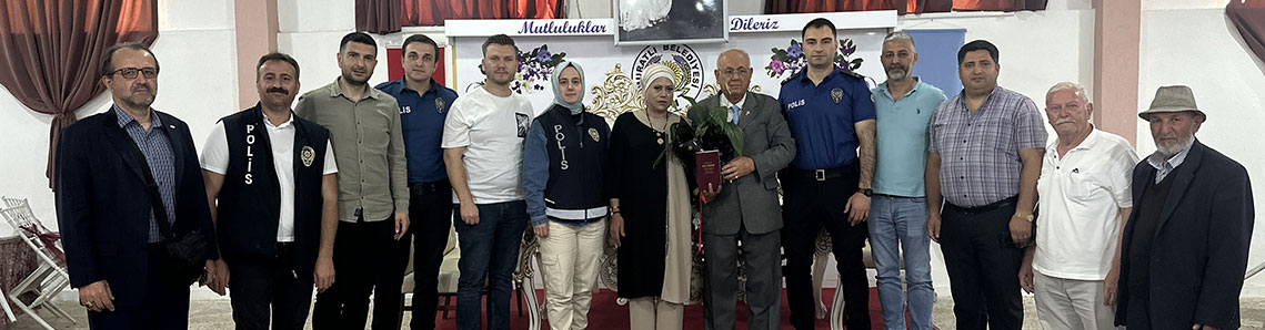 Emekli polis memuru dünyaevine girdi